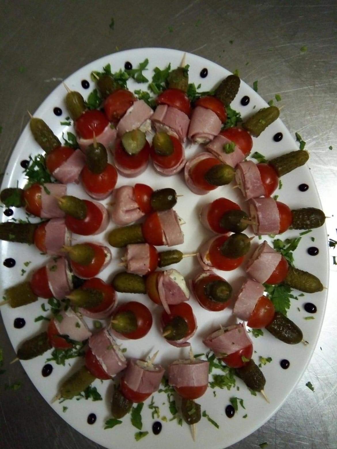 Hotel Restaurant Le Cygne Conches-en-Ouche المظهر الخارجي الصورة