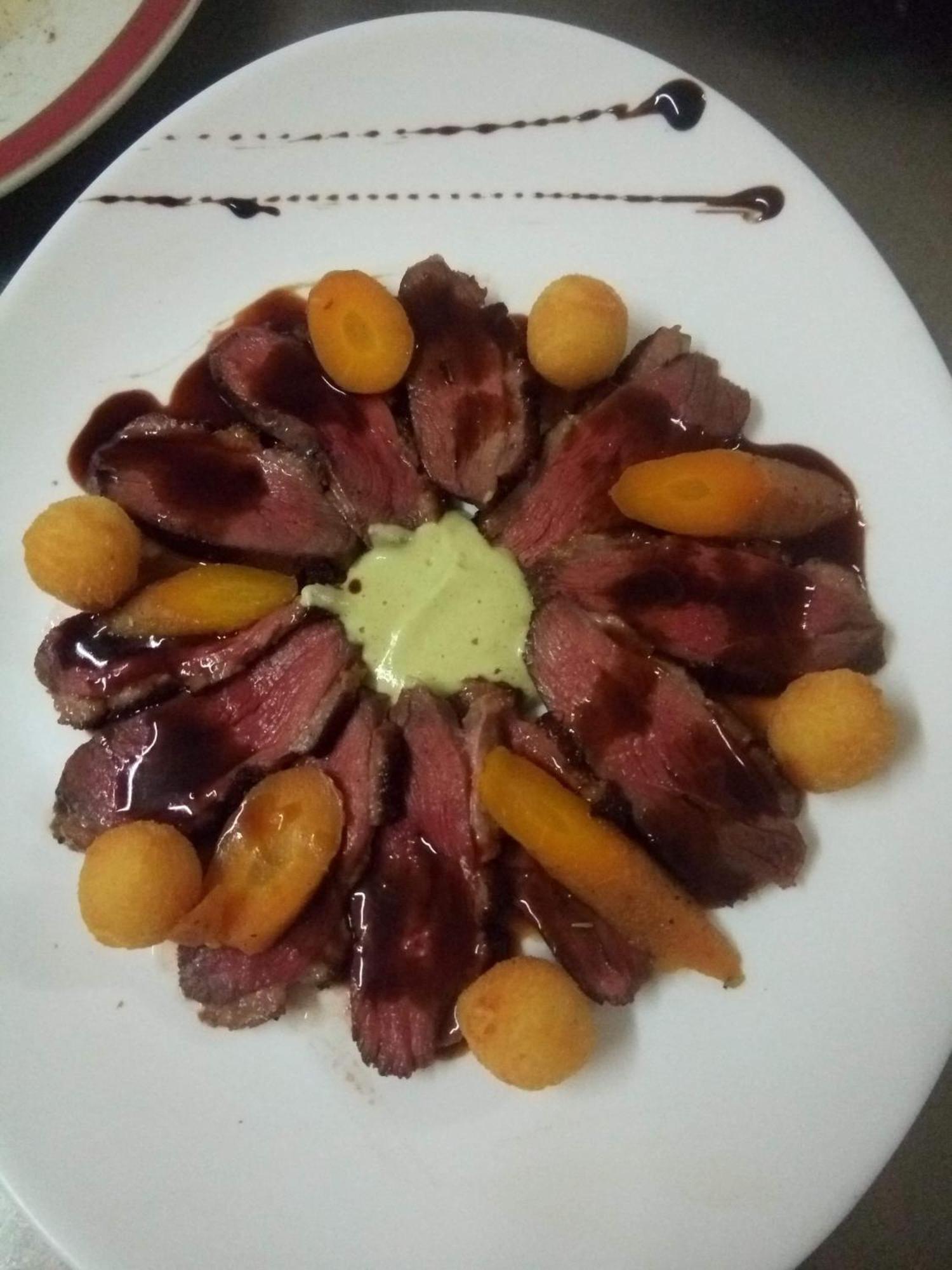 Hotel Restaurant Le Cygne Conches-en-Ouche المظهر الخارجي الصورة