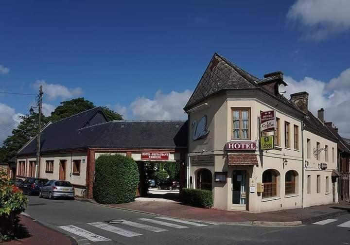 Hotel Restaurant Le Cygne Conches-en-Ouche المظهر الخارجي الصورة