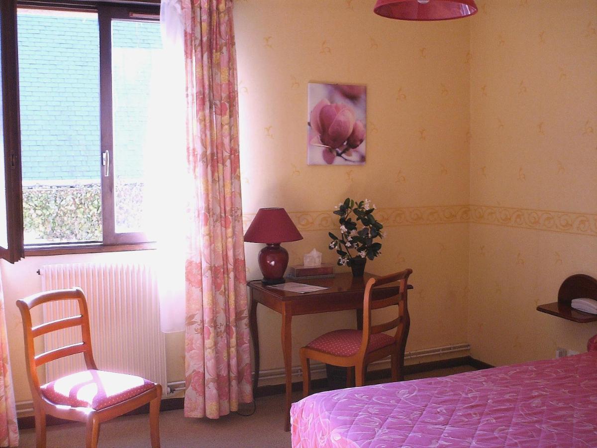 Hotel Restaurant Le Cygne Conches-en-Ouche المظهر الخارجي الصورة